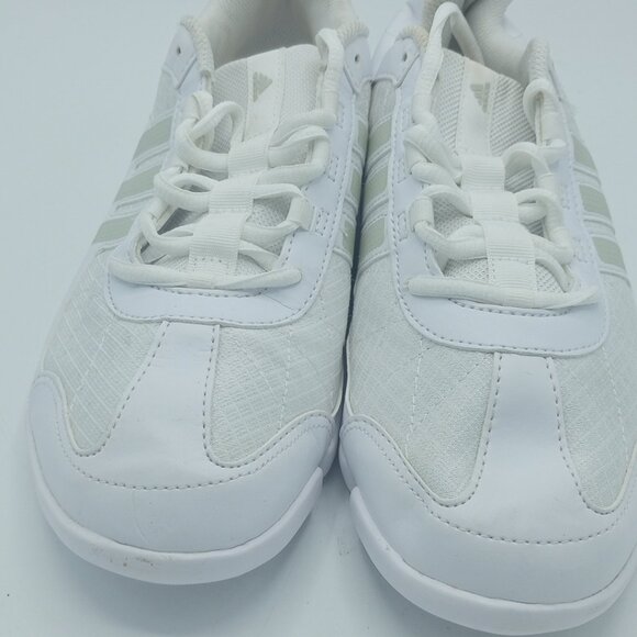 Women Girls White Grey Adidas Triple Cheer Sneakers Size 9 Model #111089250 - Picture 1 of 16